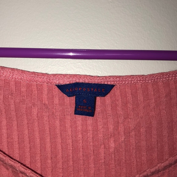 Crop top - Picture 2 of 2